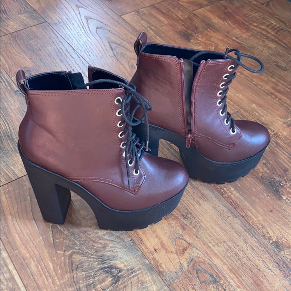 RED WINE🍷Platform Ankle Boots (NWOT) 8